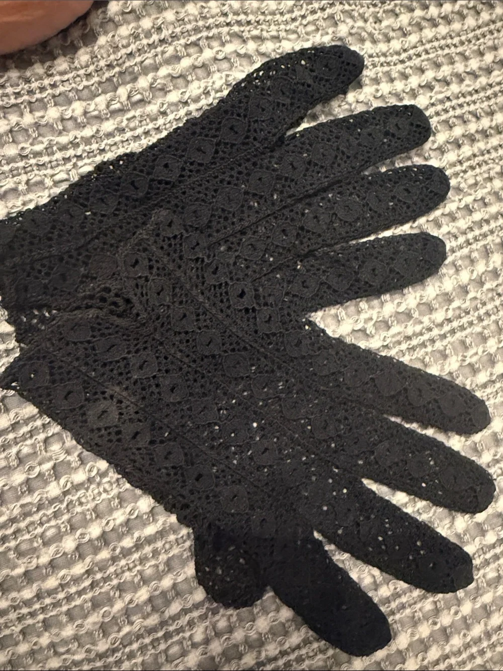 Black Lace Women's Fashion Gloves